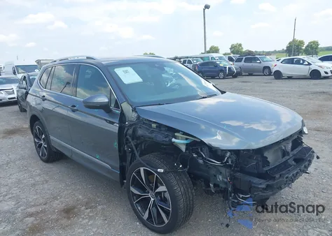 2022 Volkswagen Tiguan 2.0T Sel R-Line из США, поврежденный, VIN 3VV4B7AX4NM136377